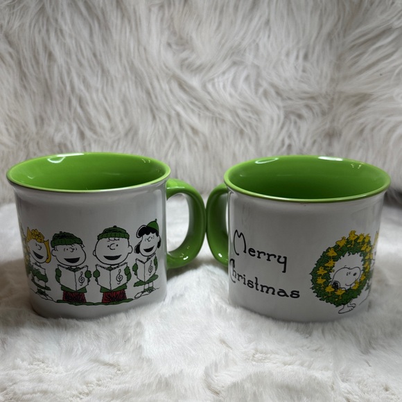 Peanuts Snoopy Merry Christmas Mug Set by Gibson - Picture 1 of 8